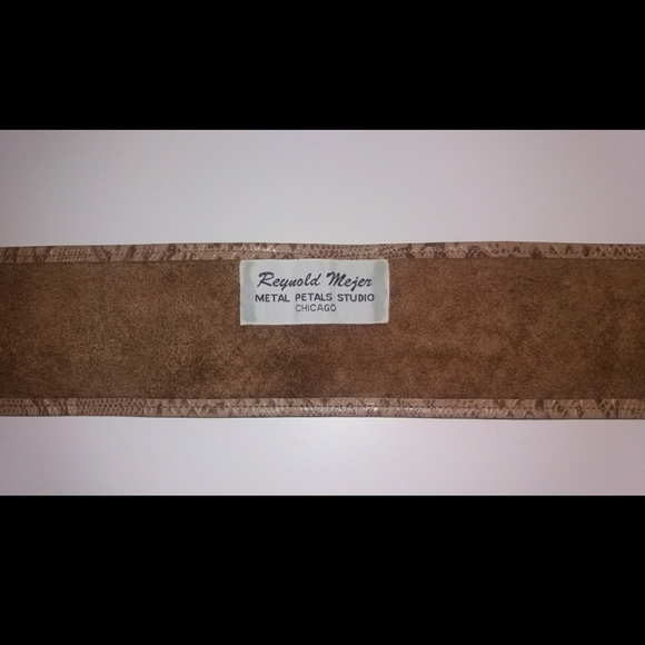 VTG Reynold Mejer Leather High Waist Leaf Buckle Belt - Picture 5 of 6